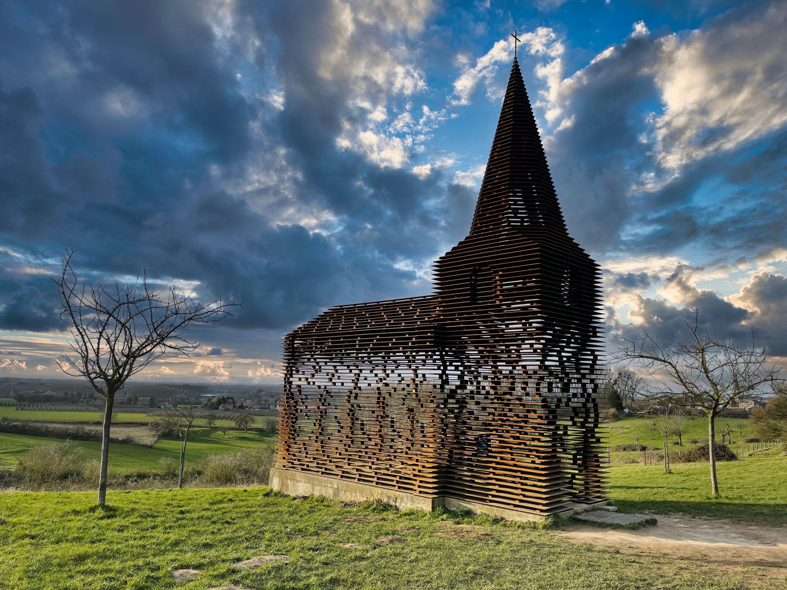Borgloon et l'art en pleine nature - vanlife voyages
